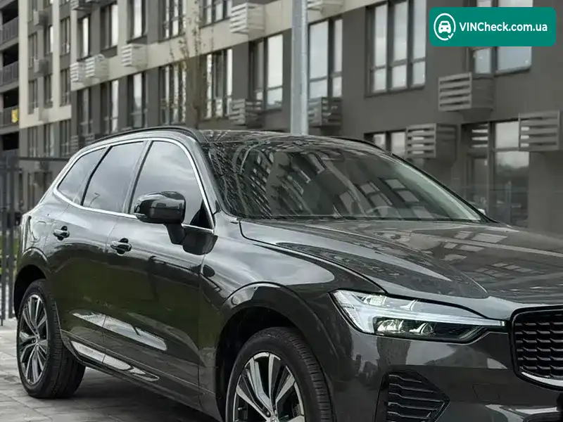 Volvo XC60 2022, фото з оголошення 2 з 21, VIN YV4L12DK6N1920716