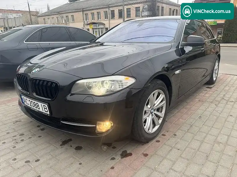 BMW 5 Series 2013, фото з оголошення 2 з 13, VIN WBAXB91000DX45297