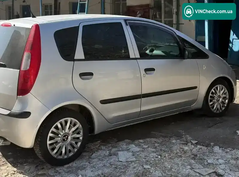 Mitsubishi Colt 2005, фото з оголошення 1 з 10, VIN XMCXNZ34A5F074282