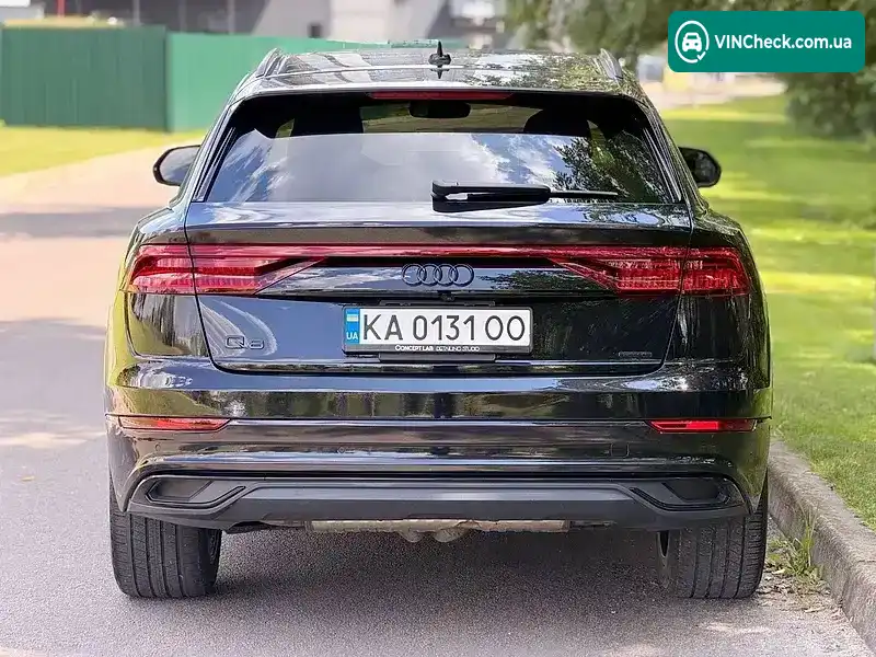 Audi Q8 2021, фото з оголошення 2 з 20, VIN WA1AVAF15MD037985