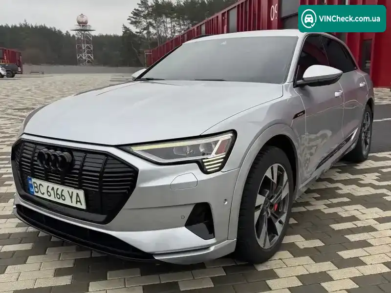 Audi e-tron 2022, фото з оголошення 1 з 16, VIN WA1AAAGE0NB030551