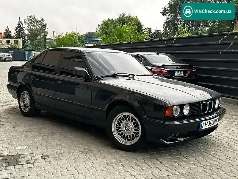 BMW 5 Series 1990, фото з оголошення 1 з 20, VIN WBAHD51090BG08154