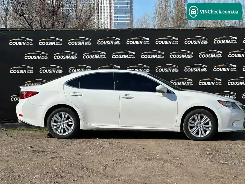 Lexus ES 2012, фото з оголошення 2 з 20, VIN JTHBK1GG4D2010602