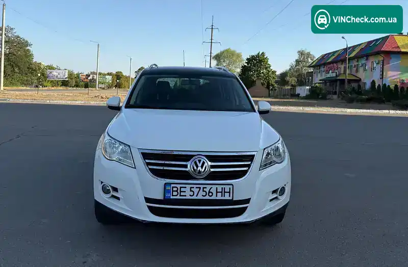 Volkswagen Tiguan 2010, фото з оголошення 2 з 21, VIN WVGAV7AX7AW533905