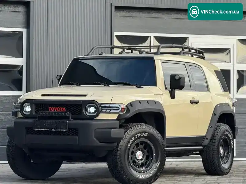 Toyota FJ Cruiser 2010, фото з оголошення 1 з 21, VIN JTEBU4BF7AK091260