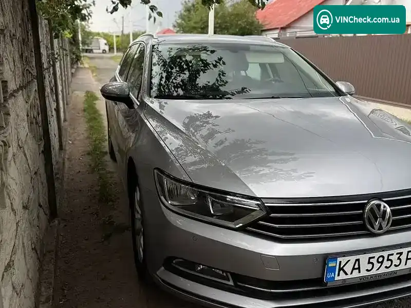 Volkswagen Passat 2019, фото з оголошення 2 з 16, VIN WVWZZZ3CZKE064496