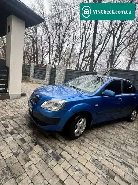 Kia Rio 2007, фото з оголошення 1 з 4, VIN KNEDE221276195528