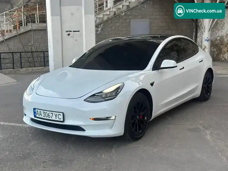 Tesla Model 3 2019, фото з оголошення 1 з 21, VIN 5YJ3E1EB2KF419938