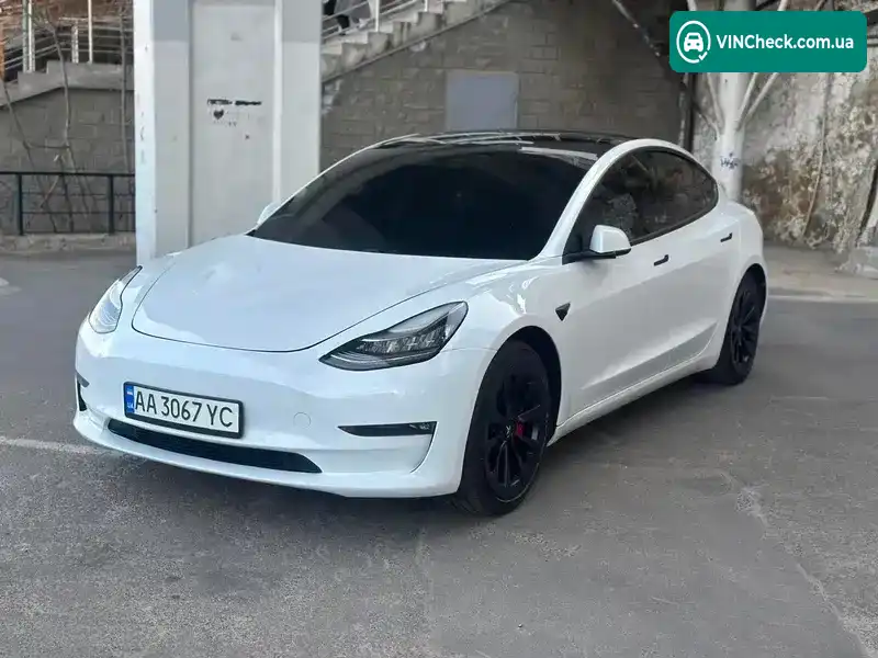 Tesla Model 3 2019, фото з оголошення 2 з 21, VIN 5YJ3E1EB2KF419938