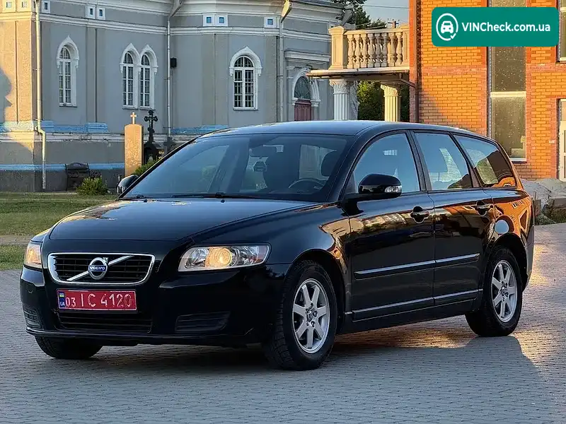 Volvo V50 2011, фото з оголошення 2 з 20, VIN YV1MW2042B2596103