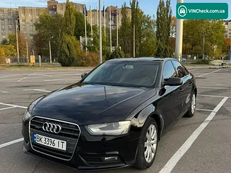 Audi A4 2012, фото з оголошення 2 з 18, VIN WAUBFAFL3DN026743