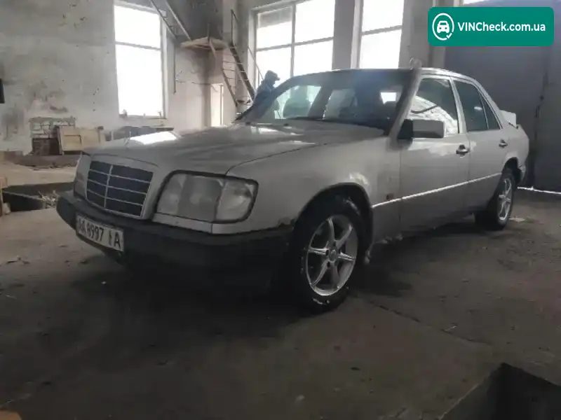 Mercedes-Benz E-Class 1993, фото з оголошення 2 з 14, VIN WDB1240191C058383