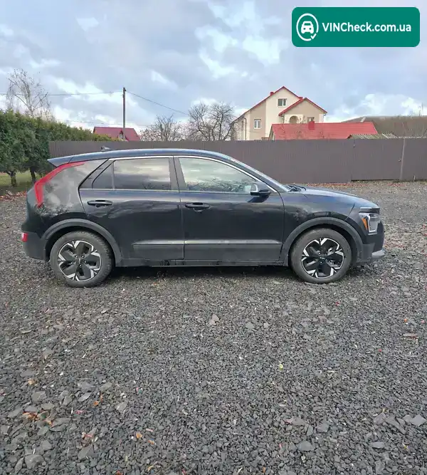 Kia Niro 2023, фото з оголошення 2 з 11, VIN KNDCP3L19P5040377