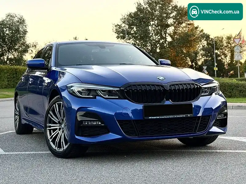 BMW 3 Series 2022, фото з оголошення 1 з 20, VIN WBA5P380308C52835
