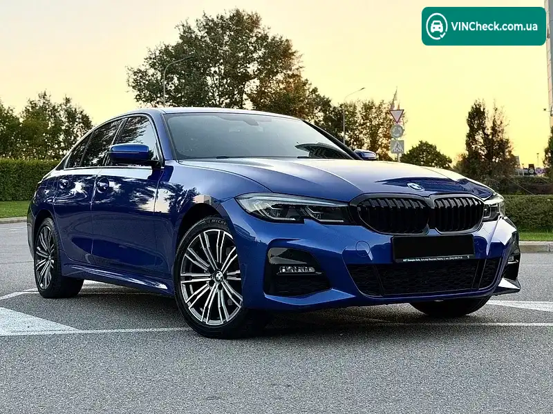 BMW 3 Series 2022, фото з оголошення 2 з 20, VIN WBA5P380308C52835