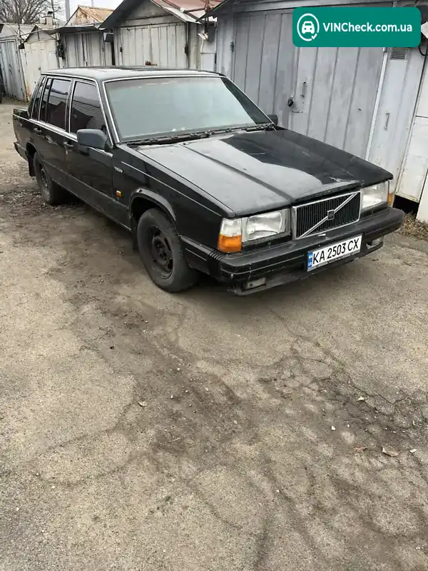 Volvo 740 1985, фото з оголошення 1 з 3, VIN YV1704842F2209373
