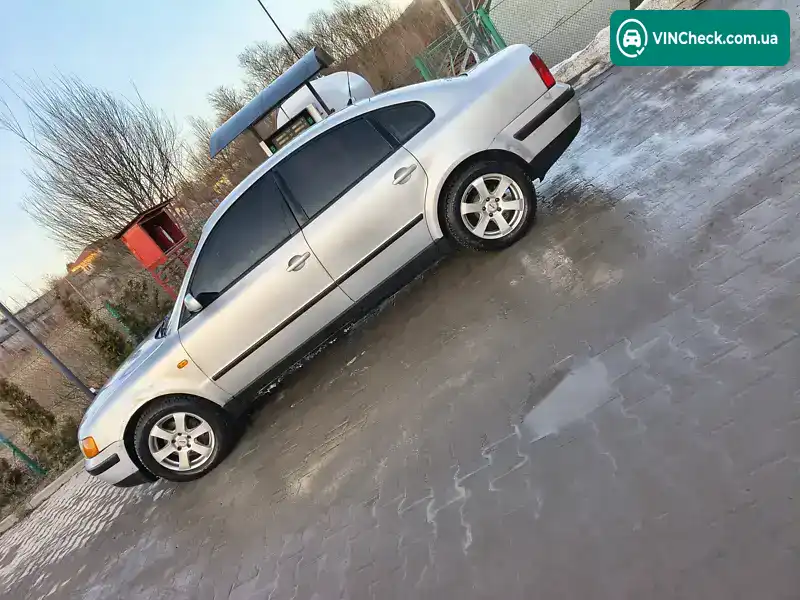 Volkswagen Passat 1996, фото з оголошення 1 з 16, VIN WVWZZZ3BZVE041140
