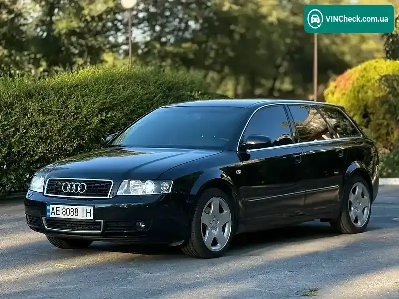 Audi A4 2002, фото з оголошення 1 з 20, VIN WAUZZZ8E13A245533