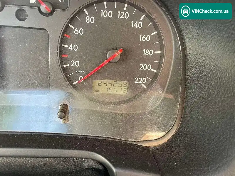 Volkswagen Golf 2000, фото з оголошення 2 з 15, VIN WVWZZZ1JZYB126950