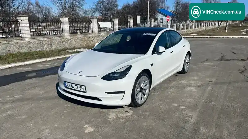 Tesla Model 3 2021, фото з оголошення 2 з 13, VIN 5YJ3E1EA0NF144372