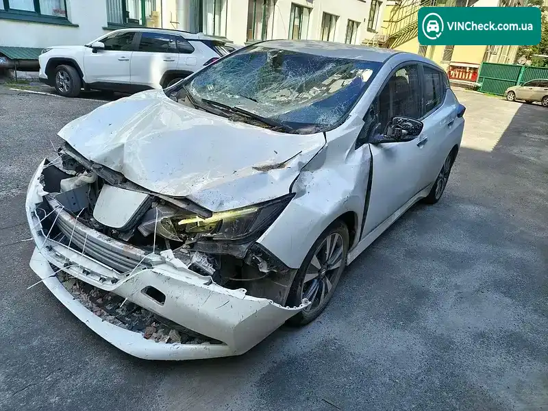 Nissan Leaf 2021, фото з оголошення 1 з 20, VIN SJNFAAZE1U0121058