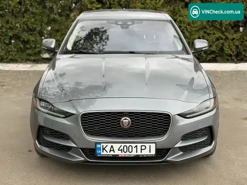 Jaguar XE 2020, фото з оголошення 2 з 21, VIN SAJAE4FX1LCP63375