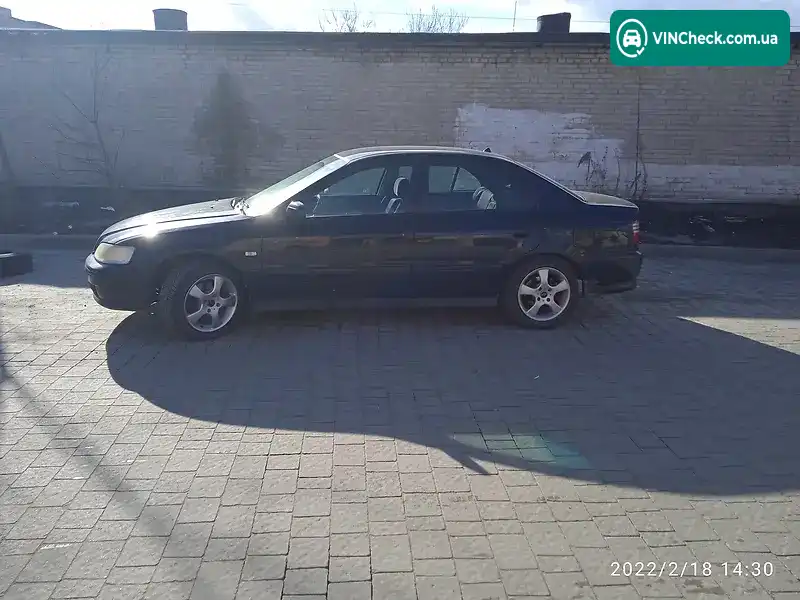 Honda Accord 2001, фото з оголошення 2 з 20, VIN SHHCG85401U202251