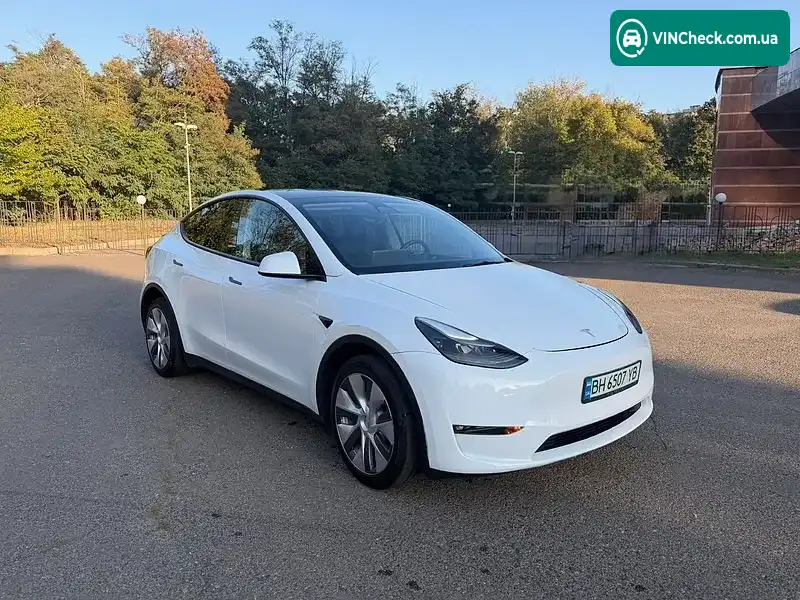 Tesla Model Y 2022, фото з оголошення 1 з 20, VIN 7SAYGDEE9PF604350
