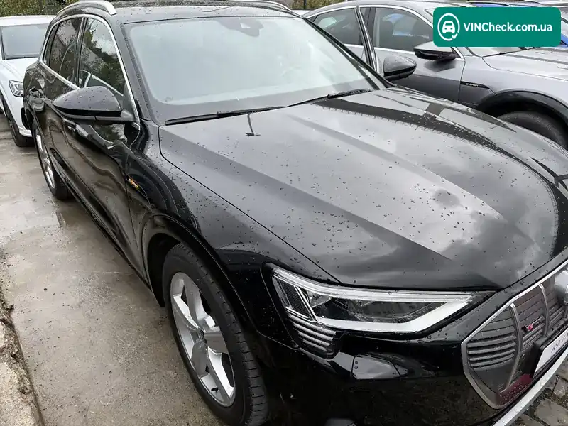 Audi e-tron 2022, фото з оголошення 2 з 12, VIN WAUZZZGE7NB044993