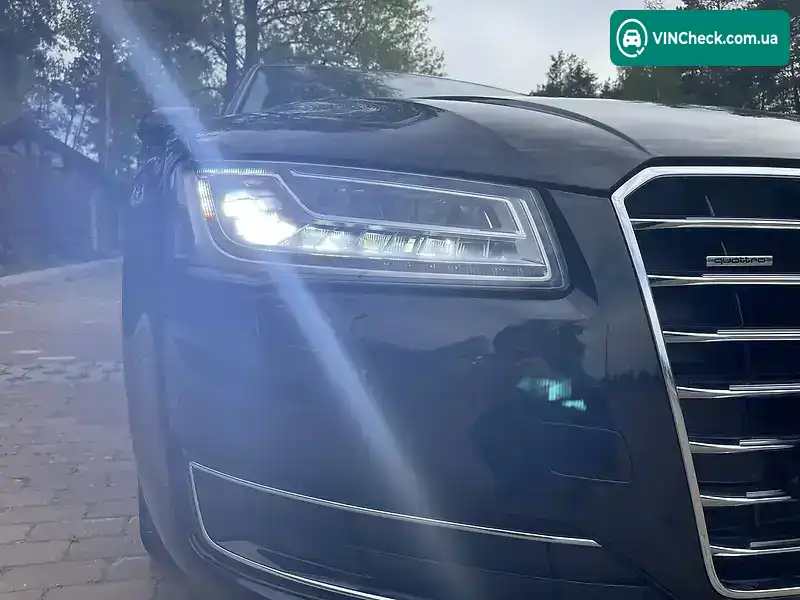 Audi A8 2017, фото з оголошення 2 з 20, VIN WAUZZZ4H7HN022459