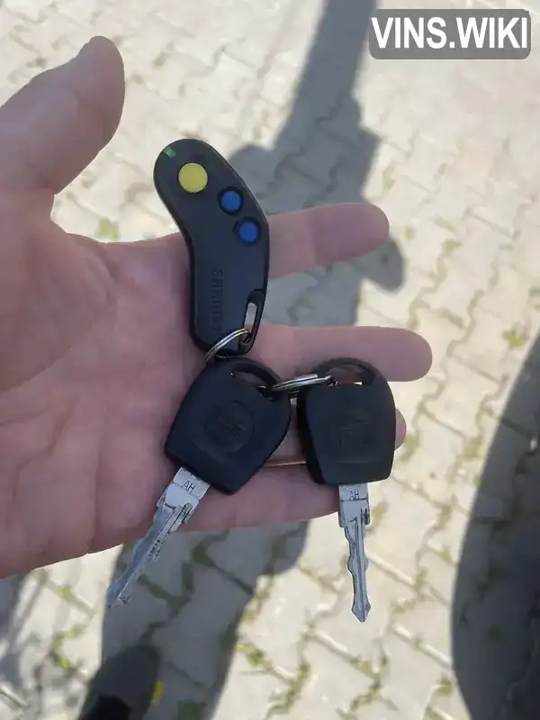 SEAT Cordoba 1995, фото з оголошення 2 з 9, VIN VSSZZZ6KZZR162557