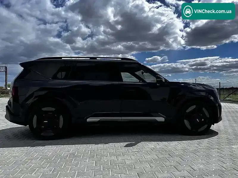 Kia EV9 2024, фото з оголошення 1 з 21, VIN 5XYAEFS52SG002623