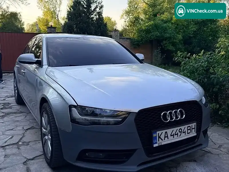Audi A4 2013, фото з оголошення 1 з 7, VIN WAUAFAFLSEN019614