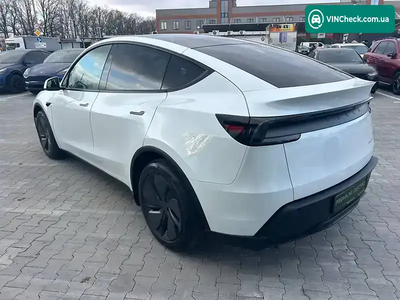 Tesla Model Y 2025, фото з оголошення 2 з 21, VIN XP7YGCEK3TB770336