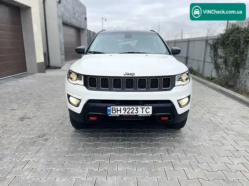 Jeep Compass 2019, фото з оголошення 2 з 15, VIN 3C4NJDDBXKT732955