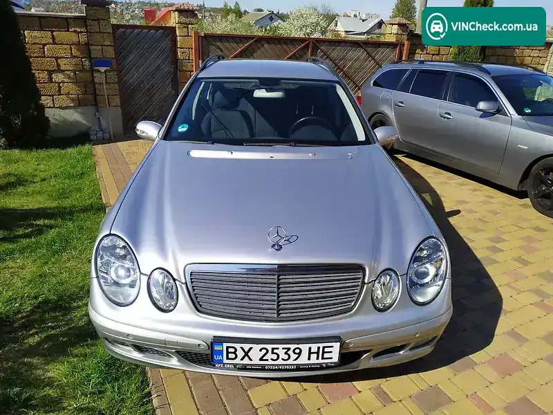 Mercedes-Benz E-Class 2005, фото з оголошення 2 з 17, VIN WDB2112061A776078