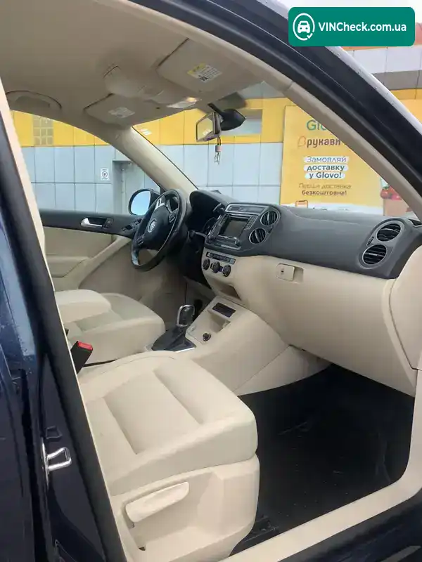 Volkswagen Tiguan 2016, фото з оголошення 2 з 20, VIN WVGBV7AX8GW611279