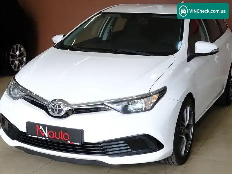 Toyota Auris 2018, фото з оголошення 2 з 20, VIN SB1ZN3JE90E084458