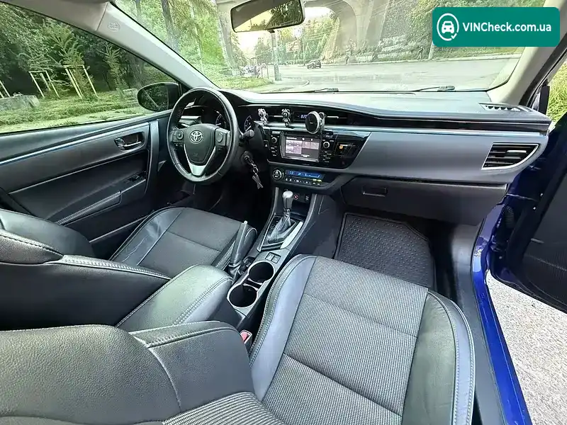 Toyota Corolla 2015, фото з оголошення 2 з 11, VIN 2T1BURHE1GC545349