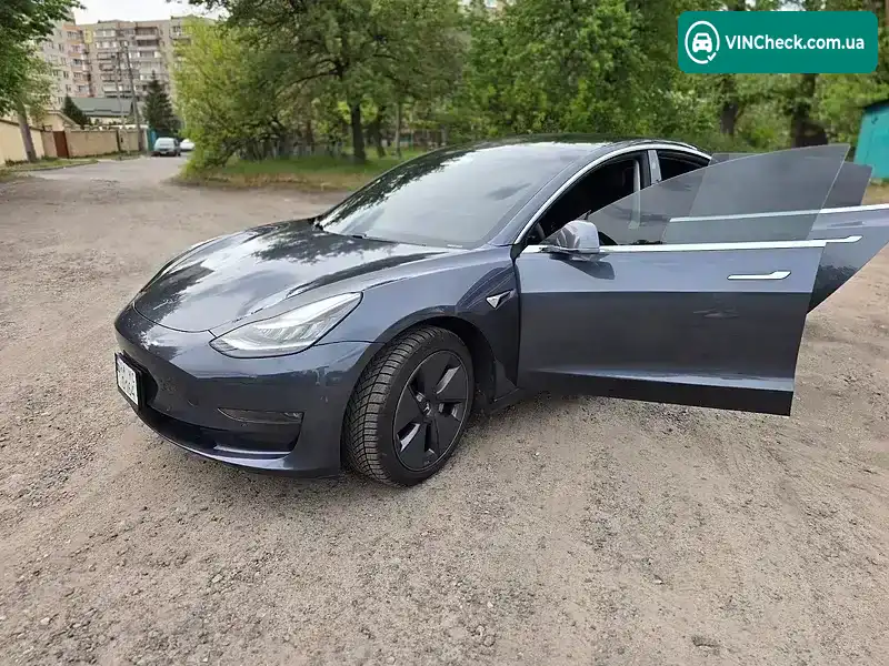Tesla Model 3 2020, фото з оголошення 1 з 16, VIN 5YJ3E1EA5LF739330