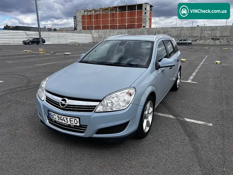 Opel Astra 2009, фото з оголошення 2 з 20, VIN W0L0AHL35A2024971