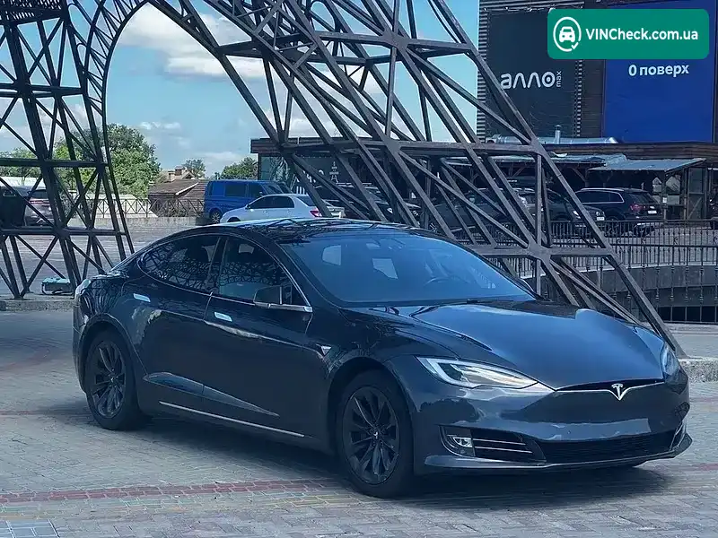 Tesla Model S 2018, фото з оголошення 2 з 9, VIN 5YJSA1E25JF268809