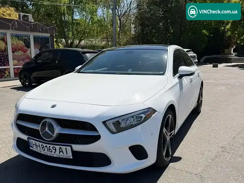 Mercedes-Benz A-Class 2019, фото з оголошення 1 з 17, VIN WDD3G4EB5KW012824