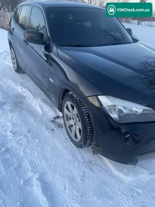 BMW X1 2012, фото з оголошення 2 з 12, VIN WBAVN11090VT40596