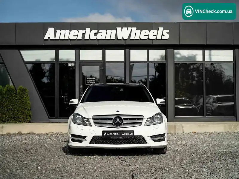 Mercedes-Benz C-Class 2013, фото з оголошення 2 з 20, VIN WDDGF0CB0DA832681