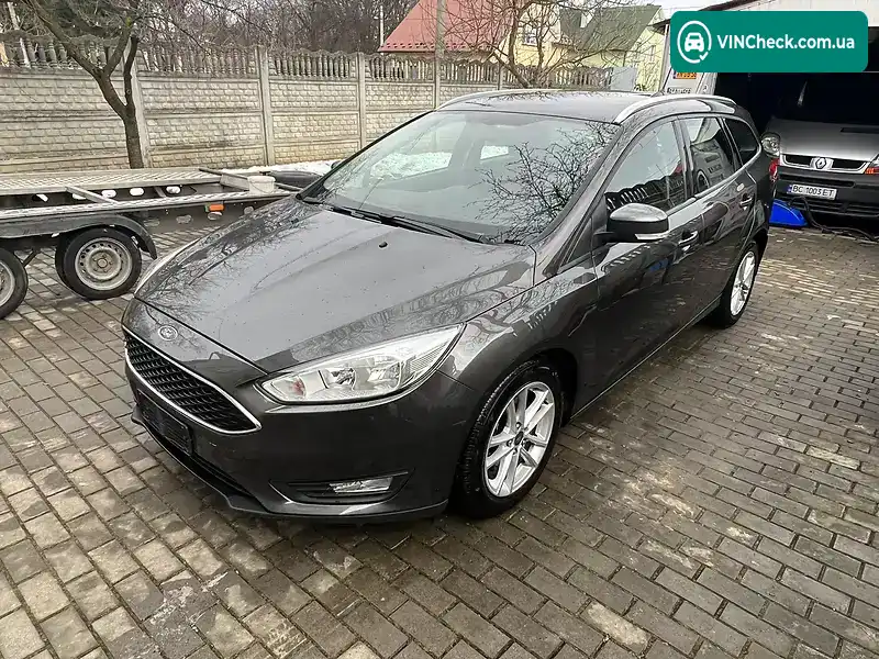 Ford Focus 2017, фото з оголошення 2 з 20, VIN 1AFDP3F21FL352939