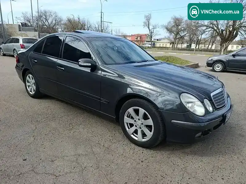 Mercedes-Benz E-Class 2004, фото з оголошення 1 з 8, VIN WDB2110421A527617