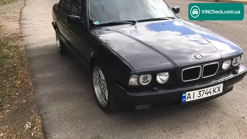 BMW 5 Series 1993, фото з оголошення 1 з 10, VIN WBAHE21040GE61921