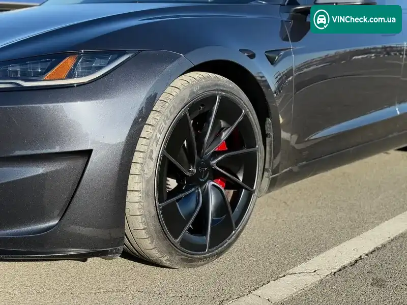 Tesla Model 3 2024, фото з оголошення 2 з 16, VIN 5YJ3E1ET3RF845978