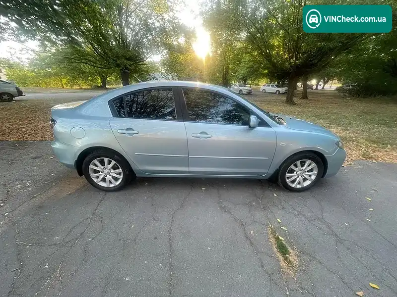 Mazda 3 2006, фото з оголошення 2 з 17, VIN JMZBK12F671536380